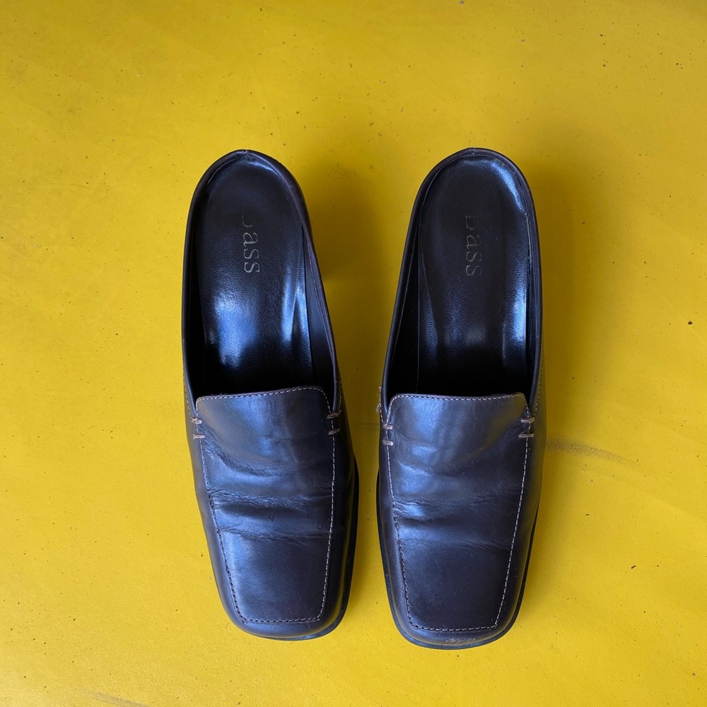 Bass Slide on Mules